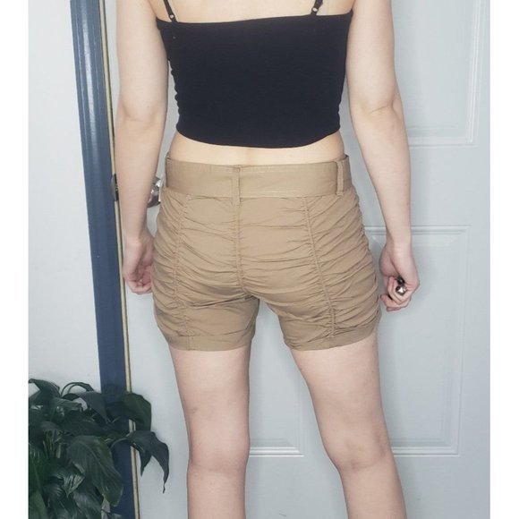 Y2K NWT Rouched Khaki Shorts with Belt - Picture 3 of 4